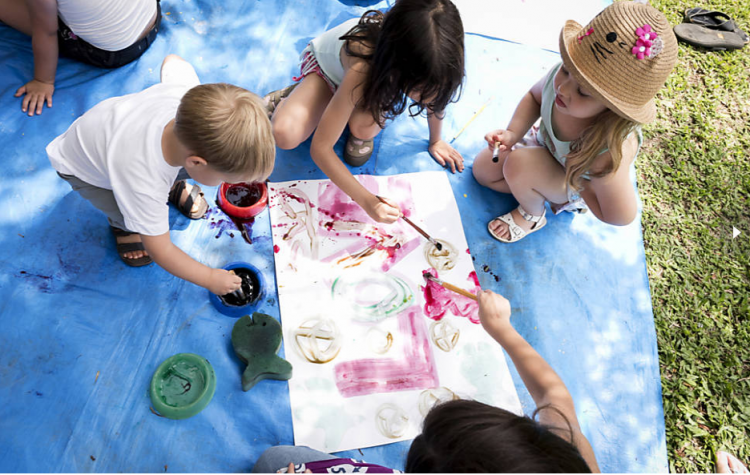 Crianças se divertem em um dos eventos do Slowkids (Divulgação)